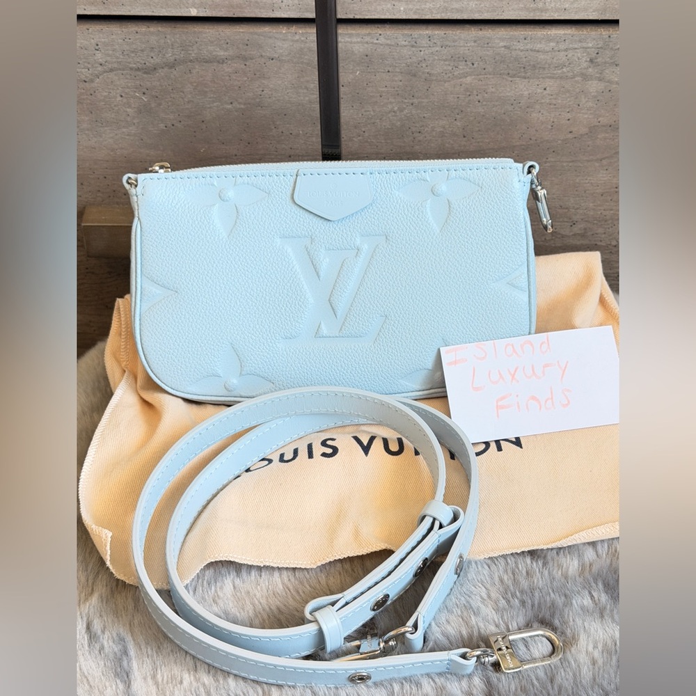 🩵Louis Vuitton Light Blue Empriente Multi-Pochette accessories Pochette🩵